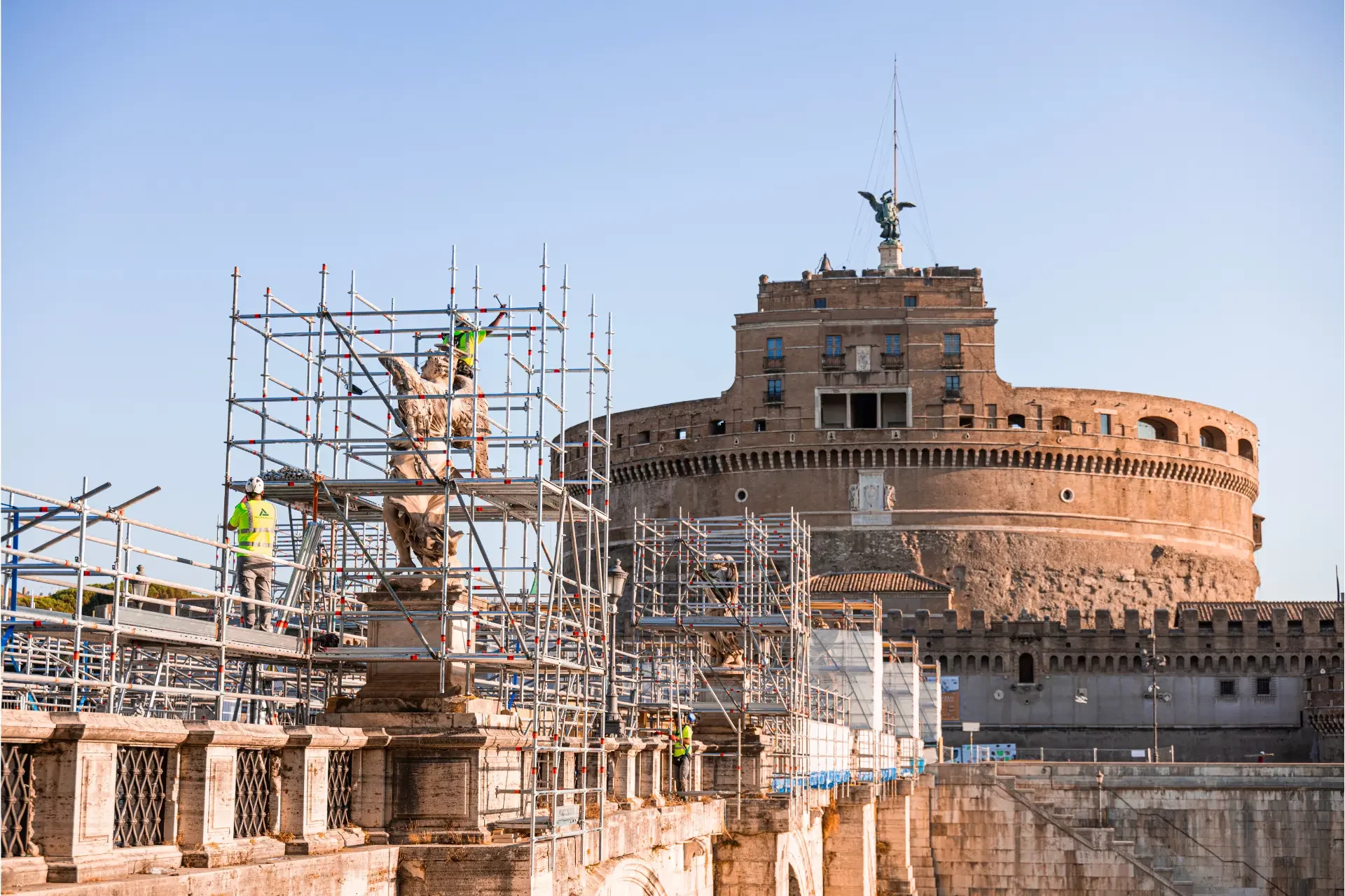 montaggio ponteggi roma passari e cilia ponte castel sant'angelo